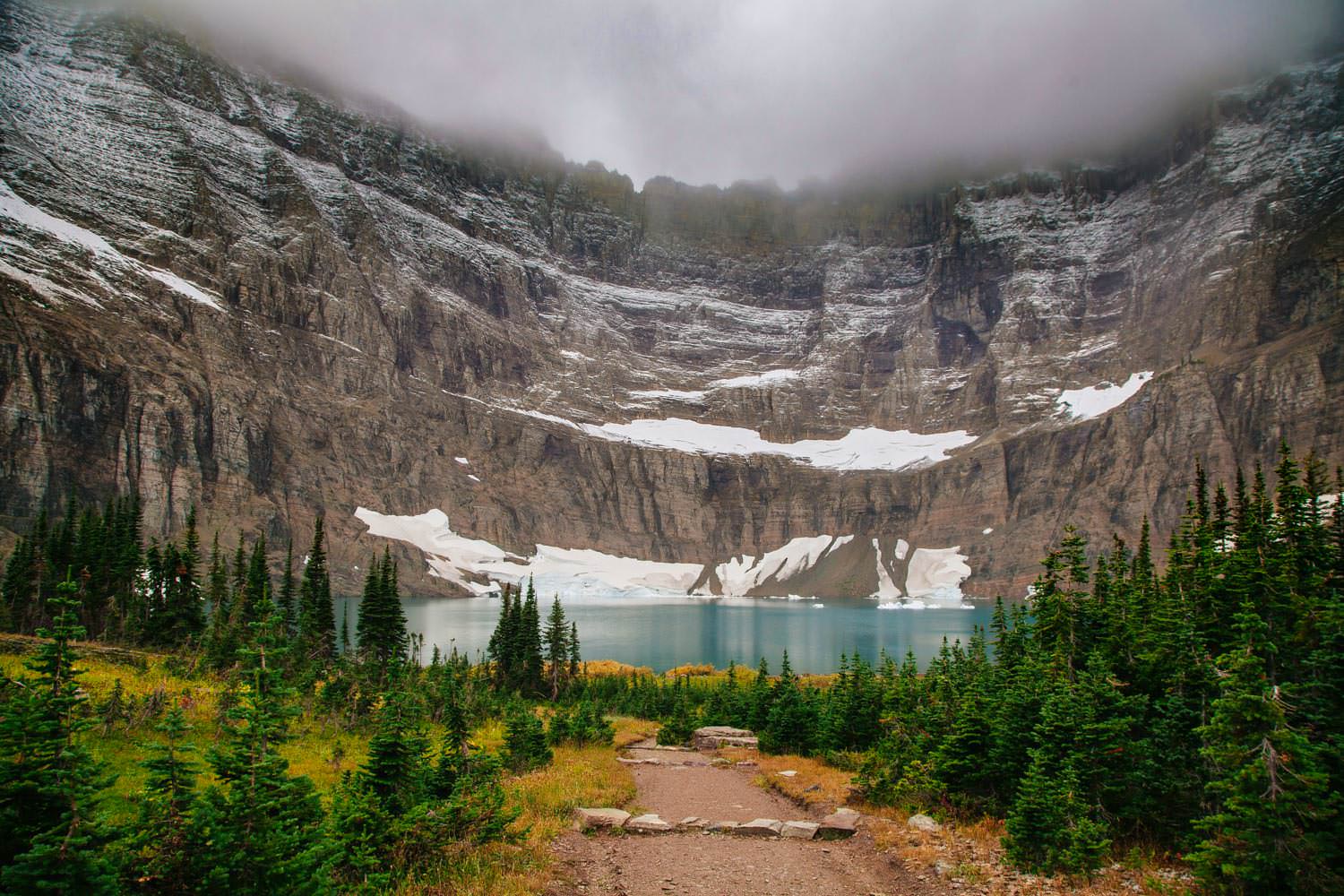 The mountain lake landscape